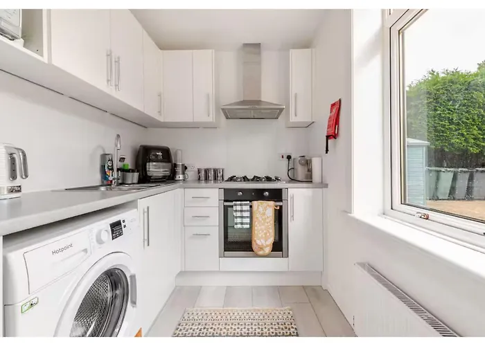 Elegant Flat In A Serene Neighbourhood