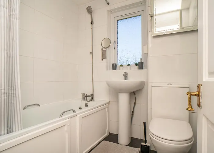 דירה Northfield 1 Bedroom With Sofa Bed - אדינבורו