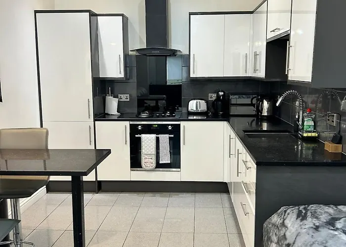 Fantastic 1 Bed In Heart Of Lägenhet