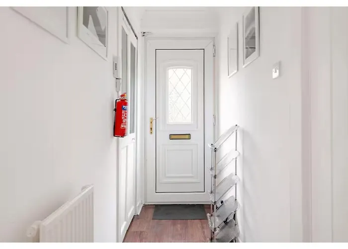 Apartment Elegant Flat In A Serene Neighbourhood Edinburgh