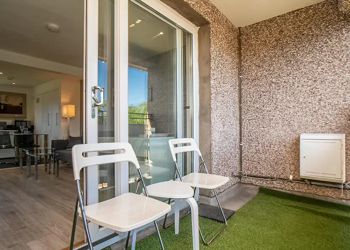 Апартаменты Northfield 1 Bedroom With Sofa Bed - *