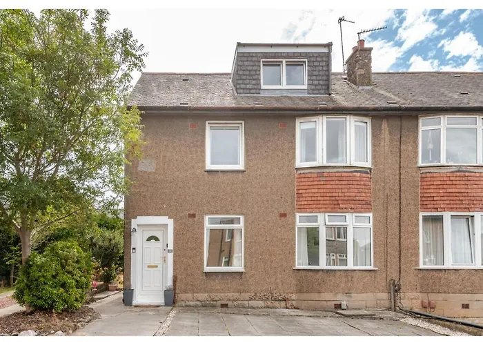 Elegant Flat In A Serene Neighbourhood * Edinburgh