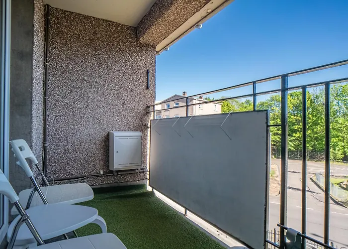 Northfield 1 Bedroom With Sofa Bed - *