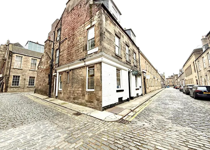 Historic Mews House 2br In Centre Lejlighed Edinburgh
