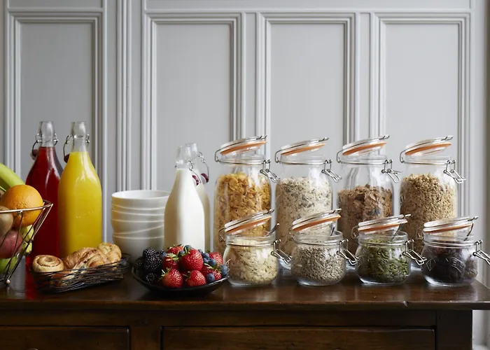 The Roseate - Small Luxury Of The World Hotel