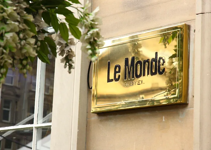 Le Monde Edinburgh