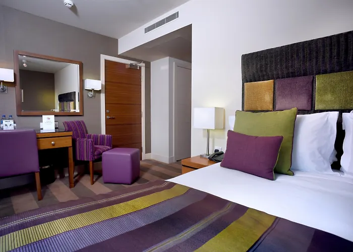 Hill Place Hotel 4*