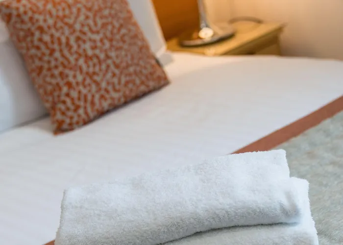 Fountain Court - Harris Aparthotel