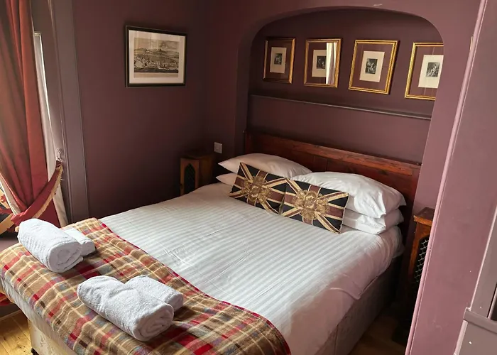 The Castle Esplanade אדינבורו