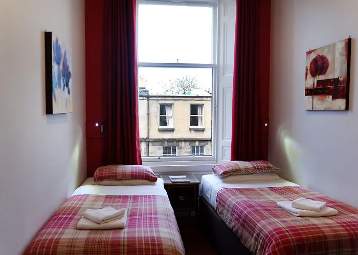 Pensionat Regent House - Centre 3*