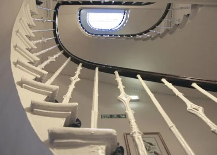 Regent House - Centre Edinburg