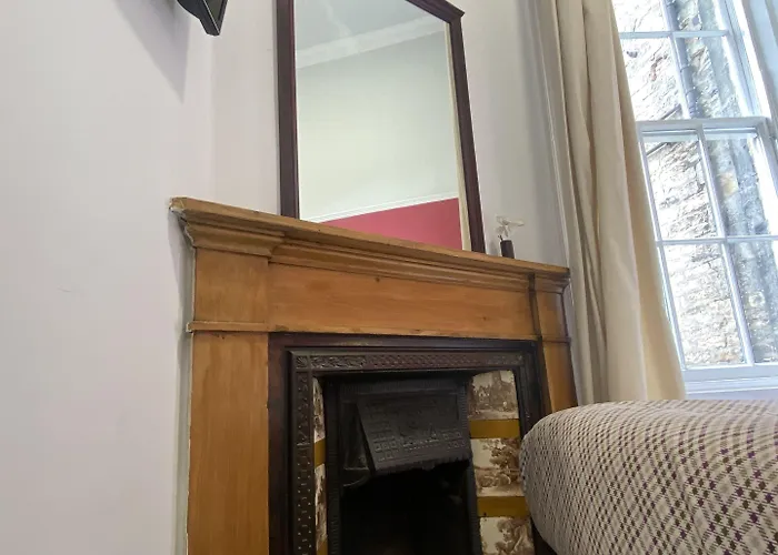 Regent House - Centre 3*