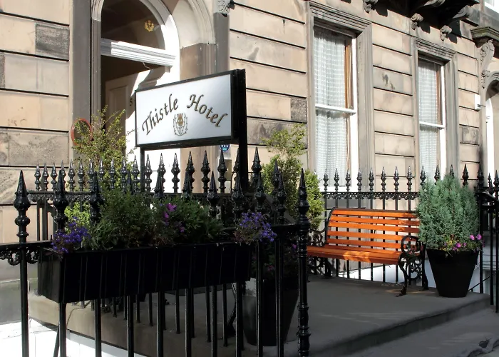 Thistle Hotel 3*