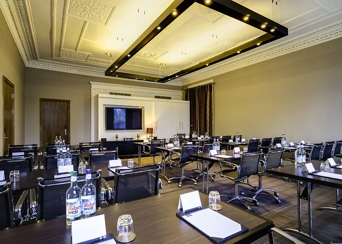 Hotel Apex Waterloo Place 4*