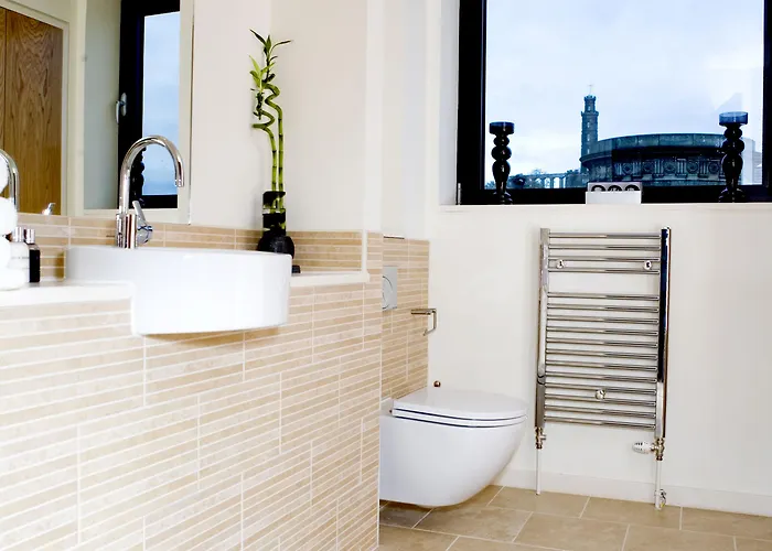 Princes Street 4* Edinburgh