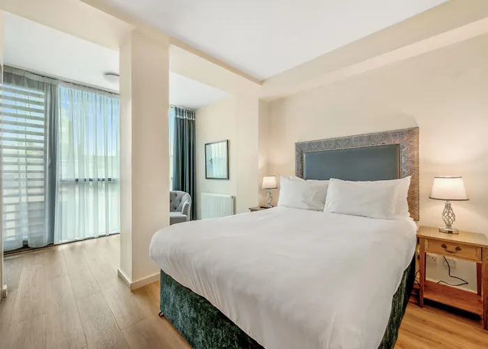 Princes Street Apart Otel 4*