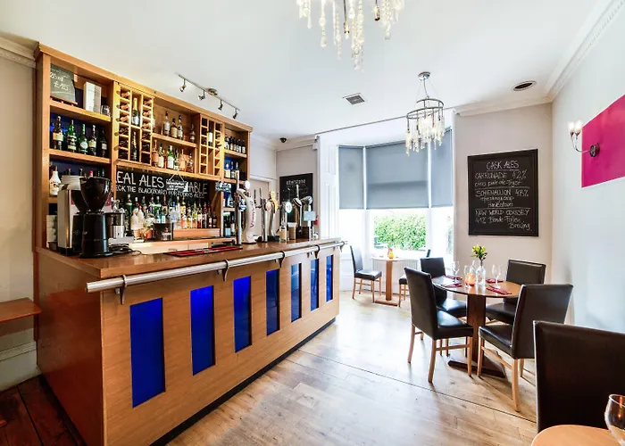 Victoria Park House Hostel Edinburgh