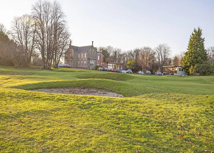Hotel Arden Guest House, Craigmillar Castle