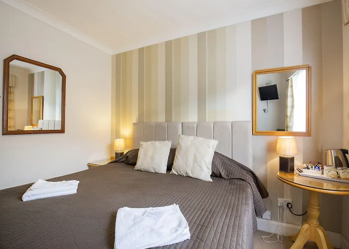 Arden Guest House, Craigmillar Castle 3* エディンバラ