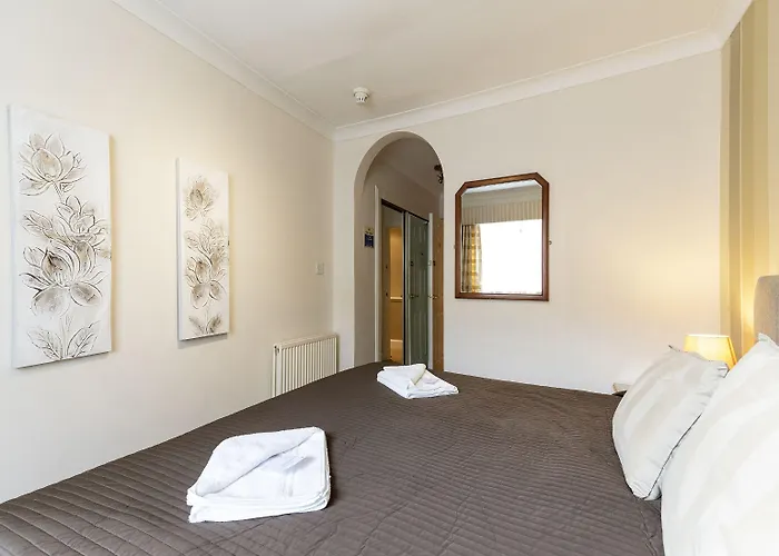 Arden Guest House, Craigmillar Castle ホテル 3*