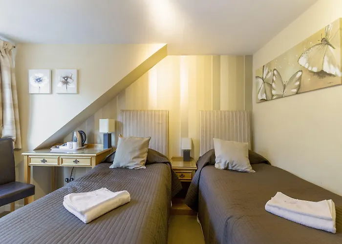 Arden Guest House, Craigmillar Castle 호텔 에든버러