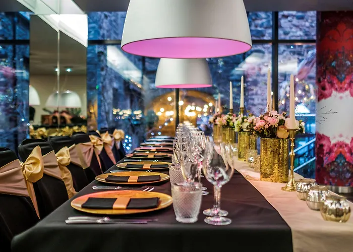 Hotel Radisson Collection Hotel, Royal Mile 5*