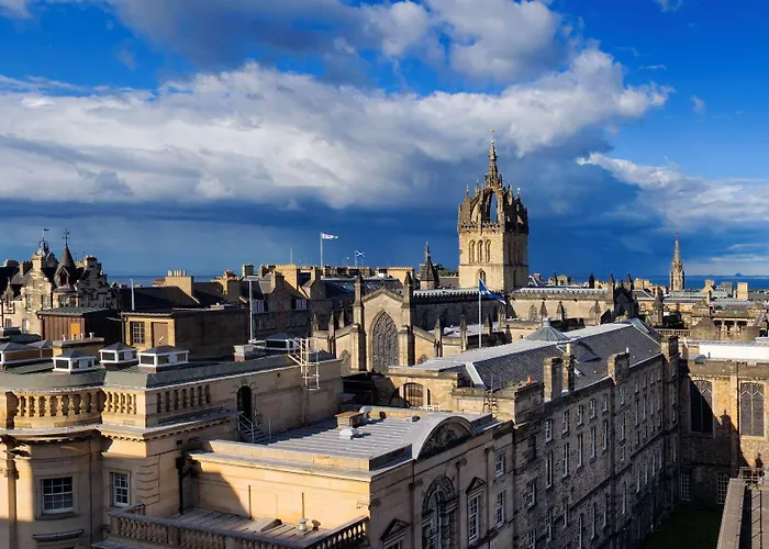 Radisson Collection Hotel, Royal Mile 5*