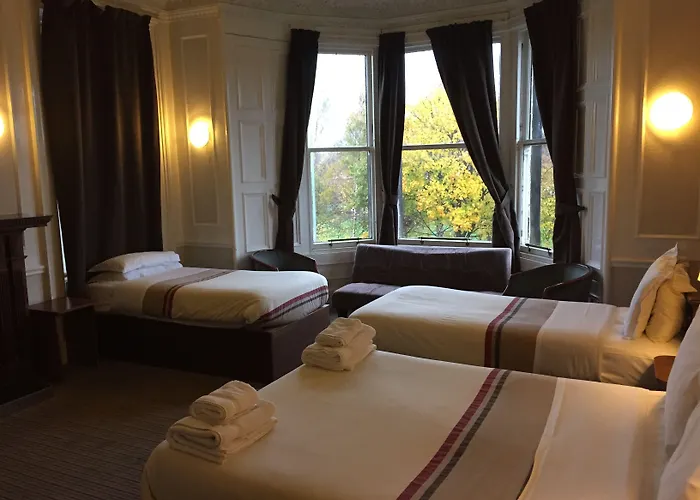 House Hotell 3*