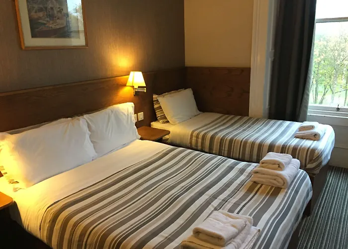 House 3* 爱丁堡