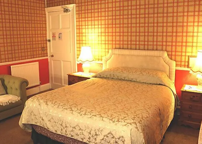 Grosvenor Gardens Hotel