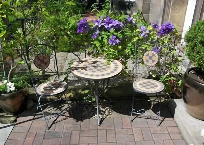 Highfield Guest house 4*