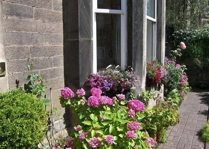 Highfield Guest house Edinburgh