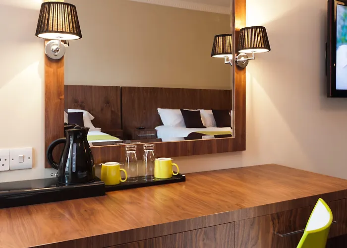 Отель The Place 4*