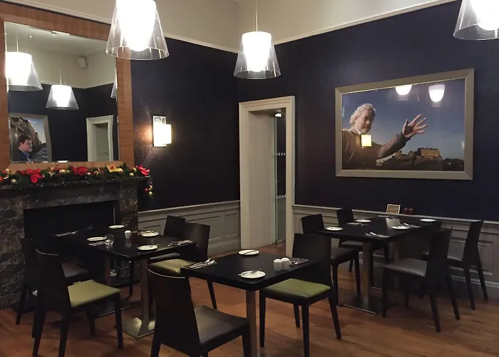 Отель The Place 4*