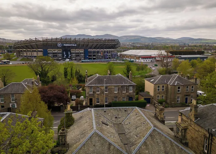 Hotell Whisky House 3*