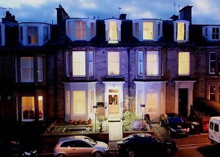 Ceilidh-donia Hotel 3*