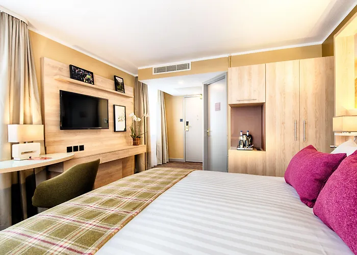 Leonardo Haymarket Hotel 4*