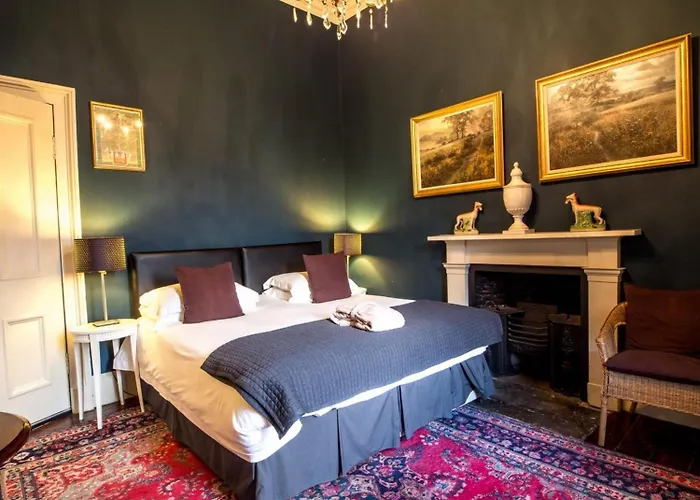 Oda ve Kahvaltı Six Brunton Place Edinburgh