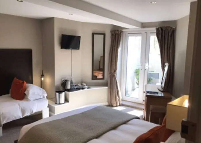 Martins Guest House Гостевой дом Эдинбург