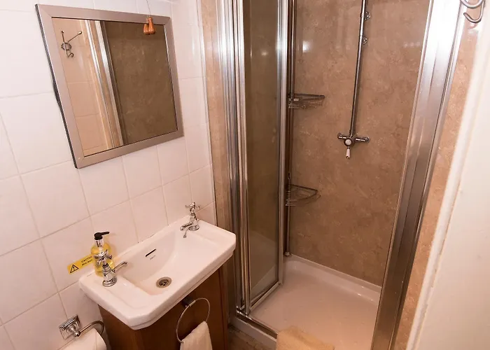 Sherwood Gæstehus 4*