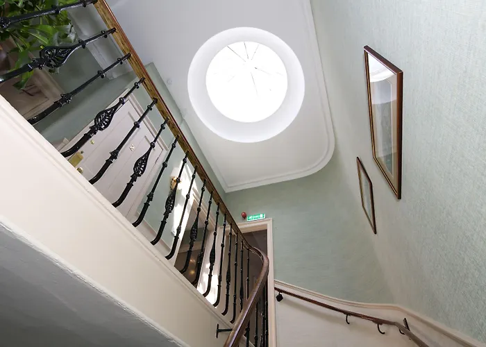 Sherwood Gæstehus 4*