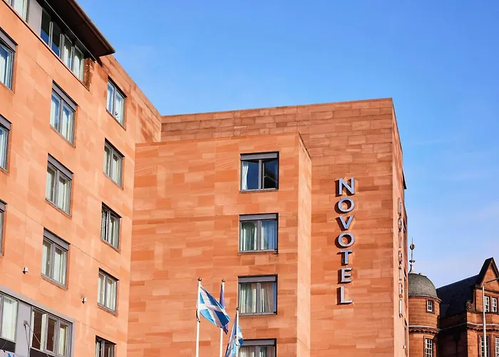 Novotel Centre Hotel 4*