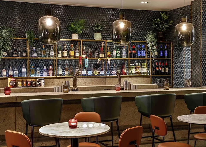 Отель Ibis Styles St Andrew Square 3*