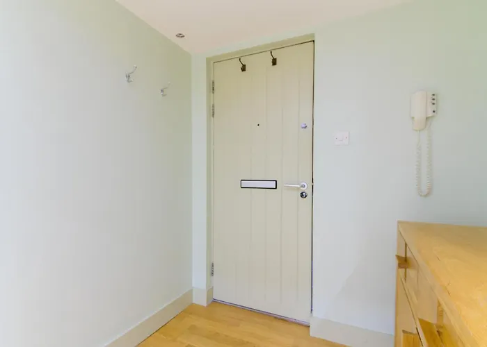 Modern Flat In The Middle Of Old Town *