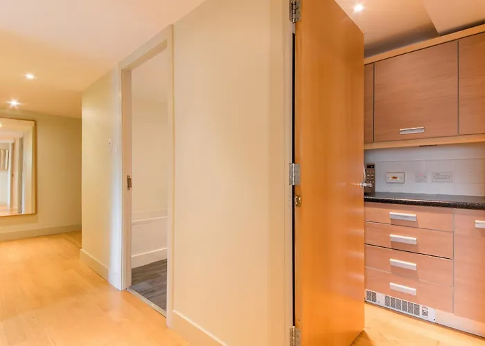Modern Flat In The Middle Of Old Town Semesterbostad *