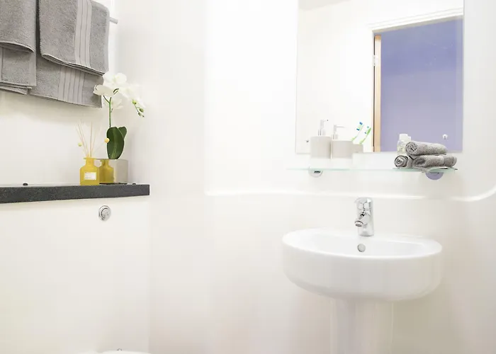 비버뱅크 플레이스 - 캠퍼스 아파트 *