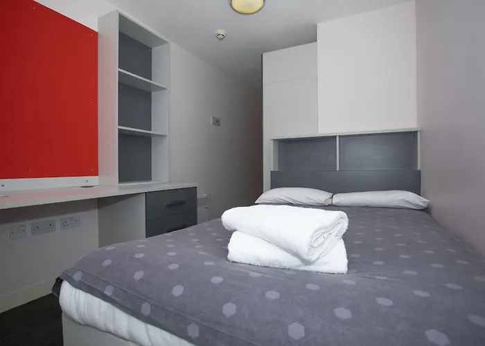 비버뱅크 플레이스 - 캠퍼스 아파트 *