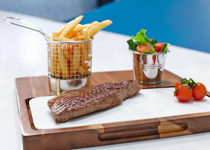 Ibis Styles St Andrew Square Hotel 3*