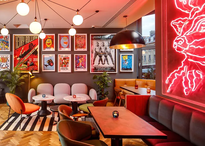 Ibis Styles St Andrew Square Hotel 3*