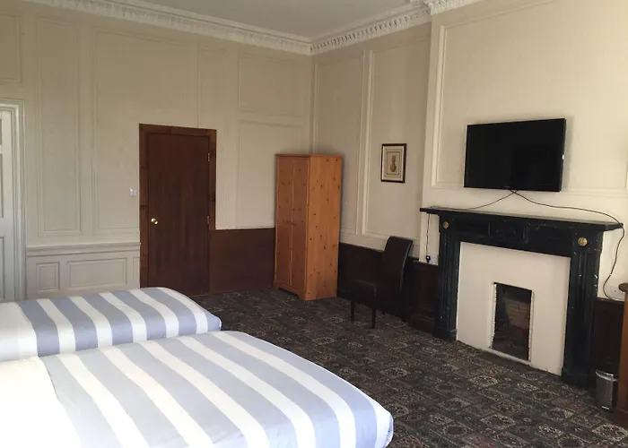 Guest house Adelphi 3*